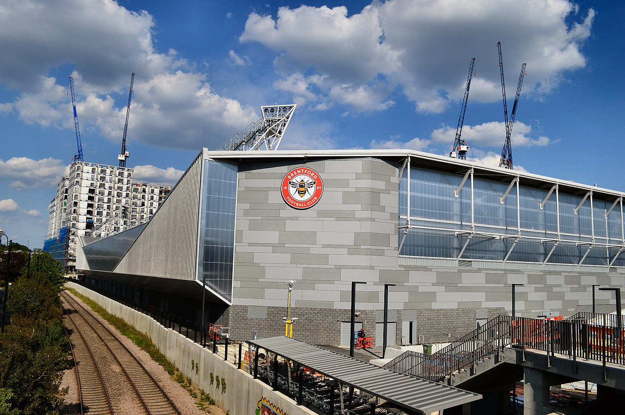 Brentford vs Crystal Palace: Nhận Định Vòng Cuối Premier League – Bees Đang Còn Mục Tiêu